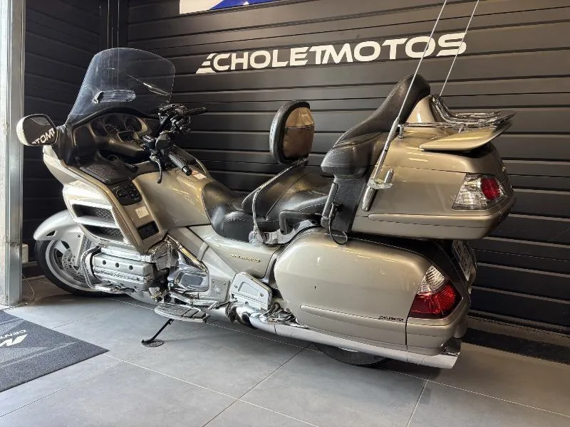 GL 1800 GOLDWING