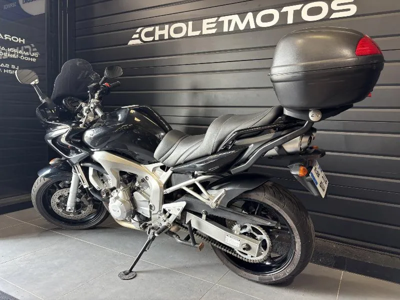 FZ6 