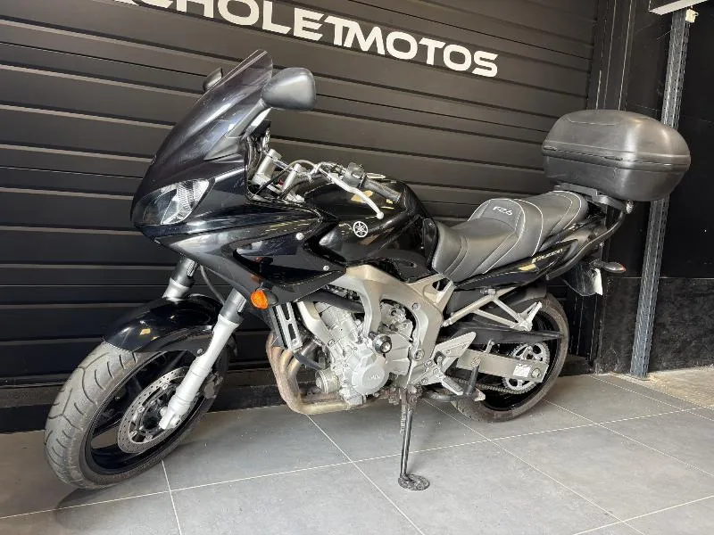 FZ6 