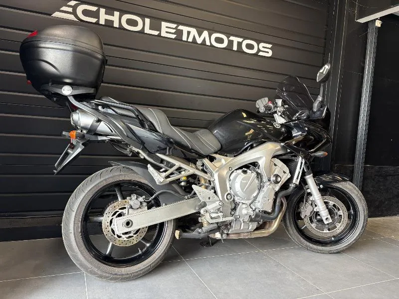 FZ6 