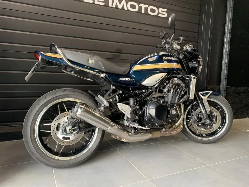 Z 900