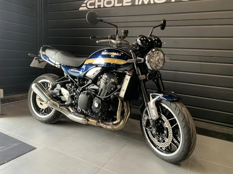 Z 900