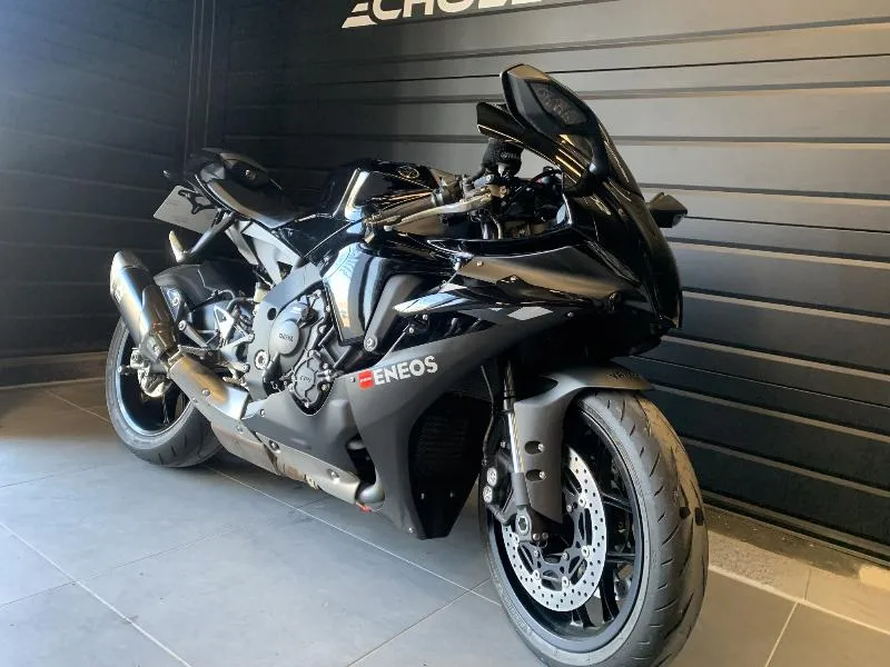 YZF 1000 R1