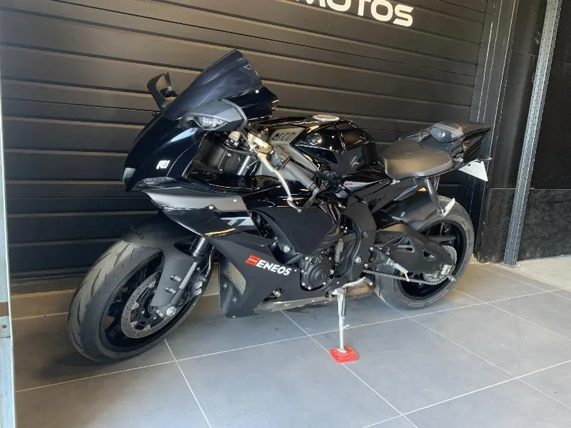 YZF 1000 R1