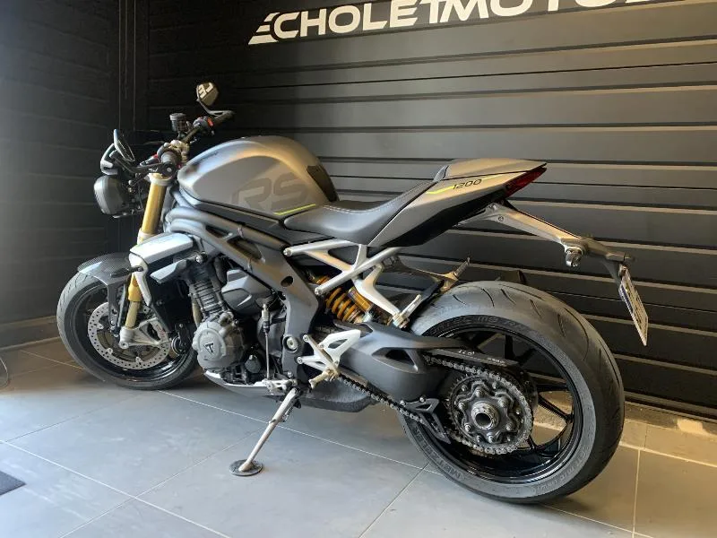 SPEED TRIPLE 1200 RS