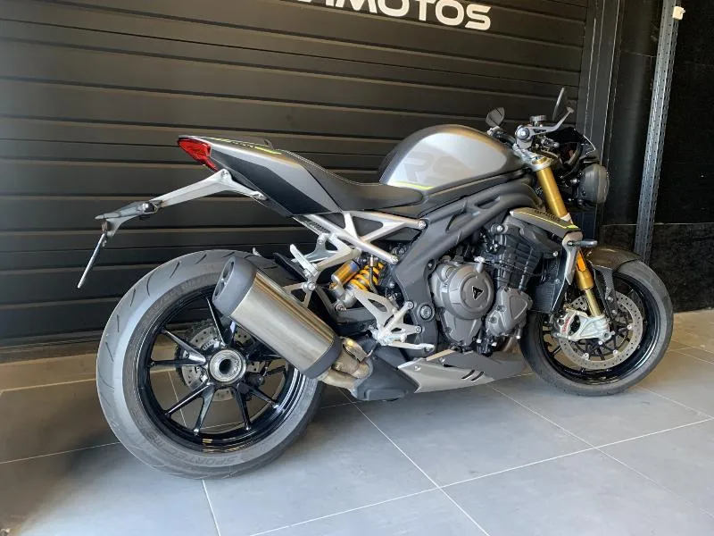 SPEED TRIPLE 1200 RS