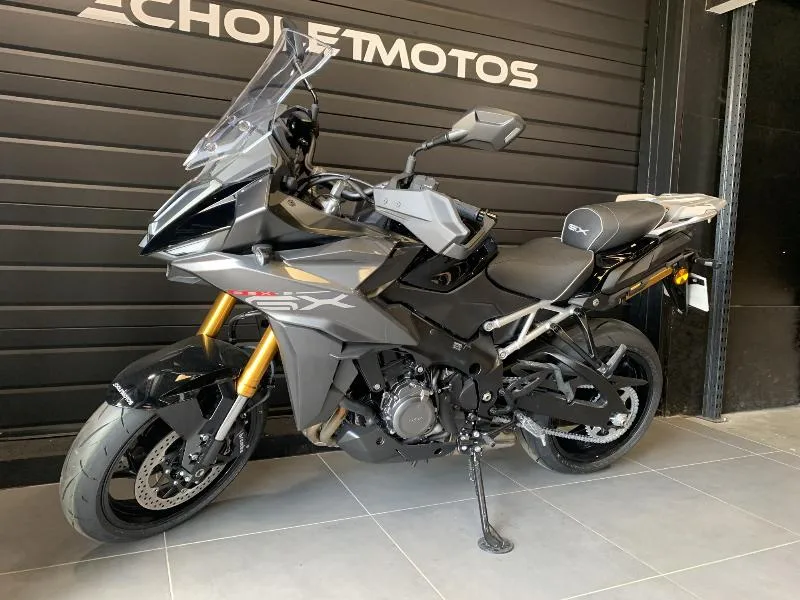 GSXS 1000 GX