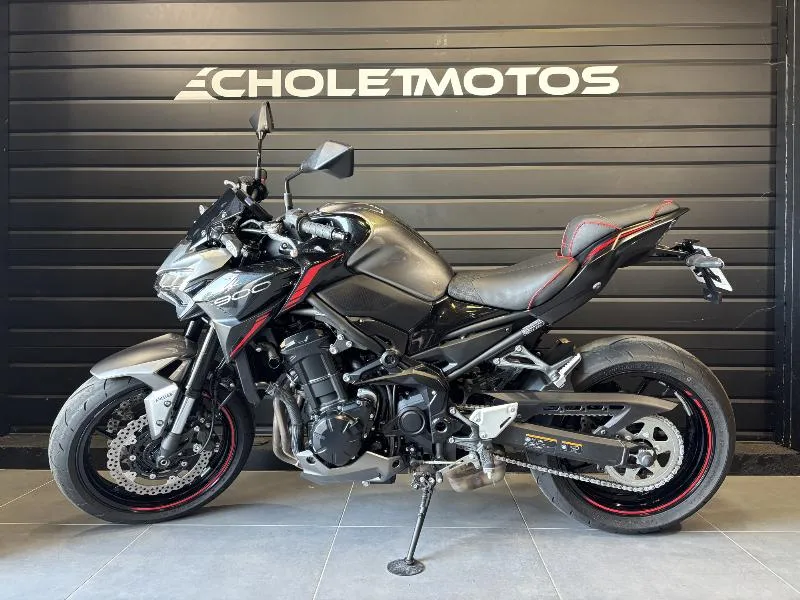 Z 900