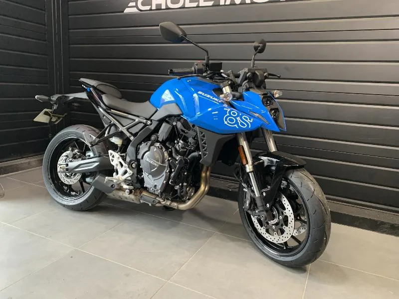 GSX8S