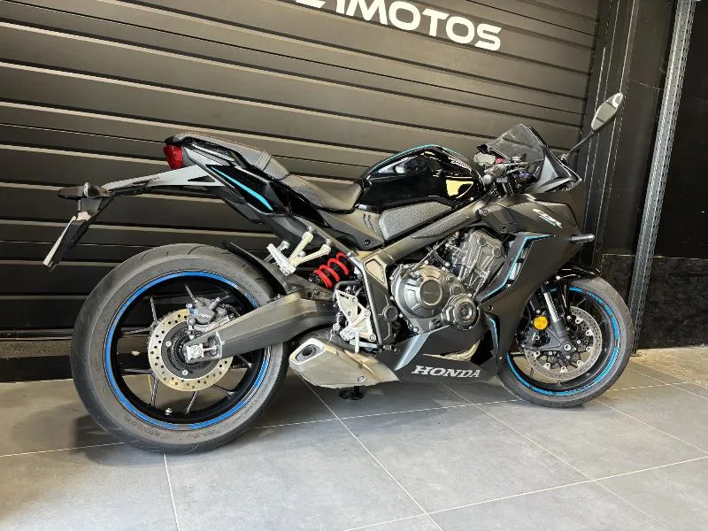 CBR 650  R