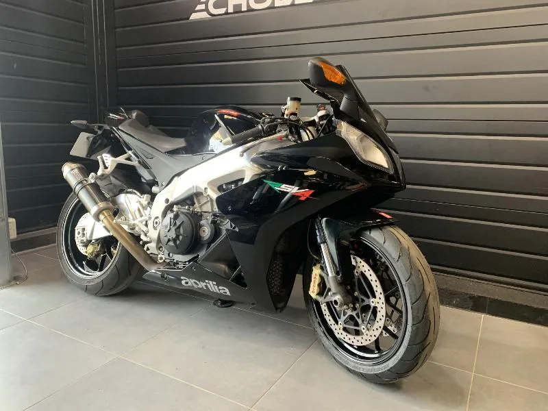 RSV4 1000