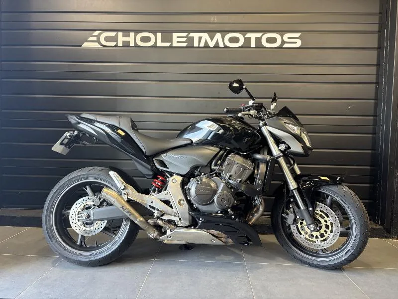 CB 600 F HORNET