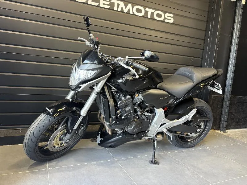 CB 600 F HORNET