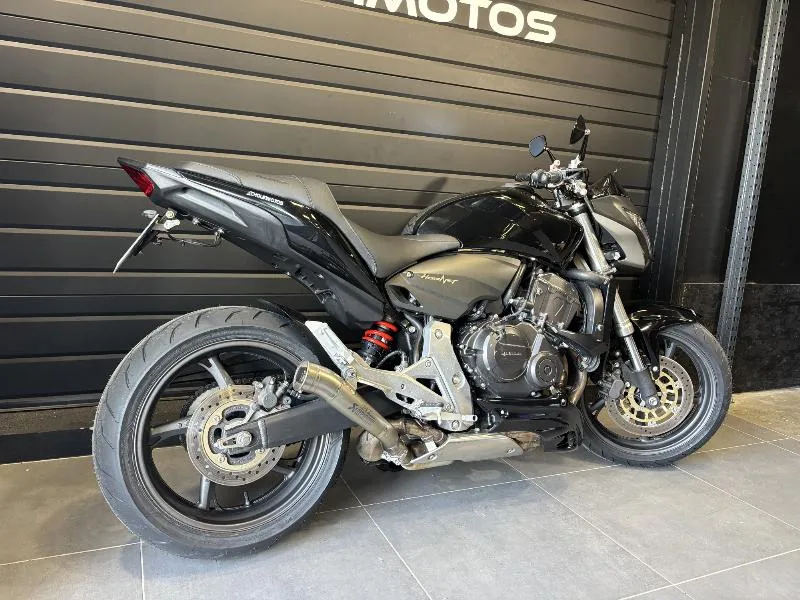 CB 600 F HORNET