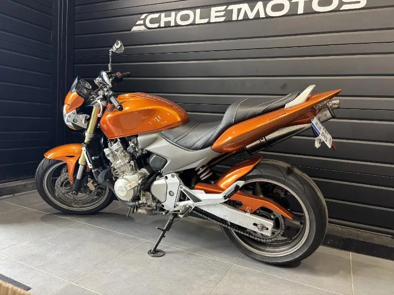 CB 600 F HORNET