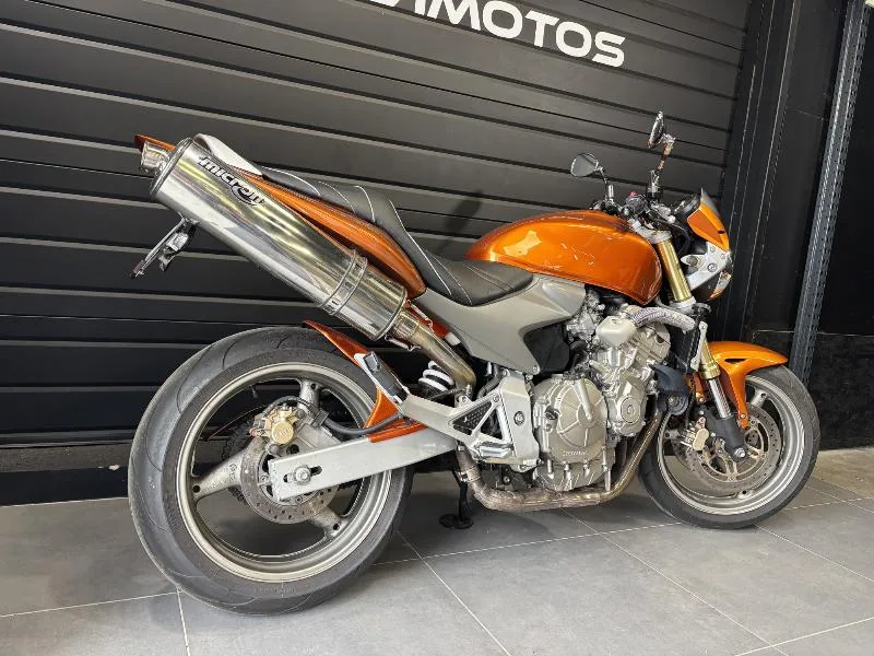 CB 600 F HORNET