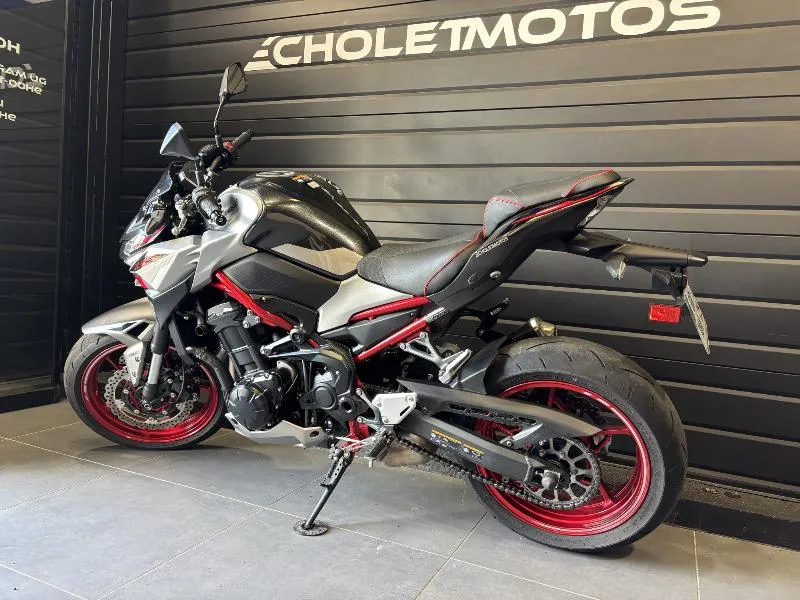 Z 900