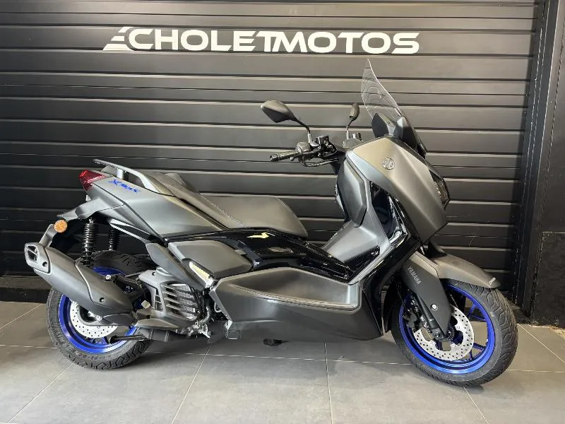 XMAX 125