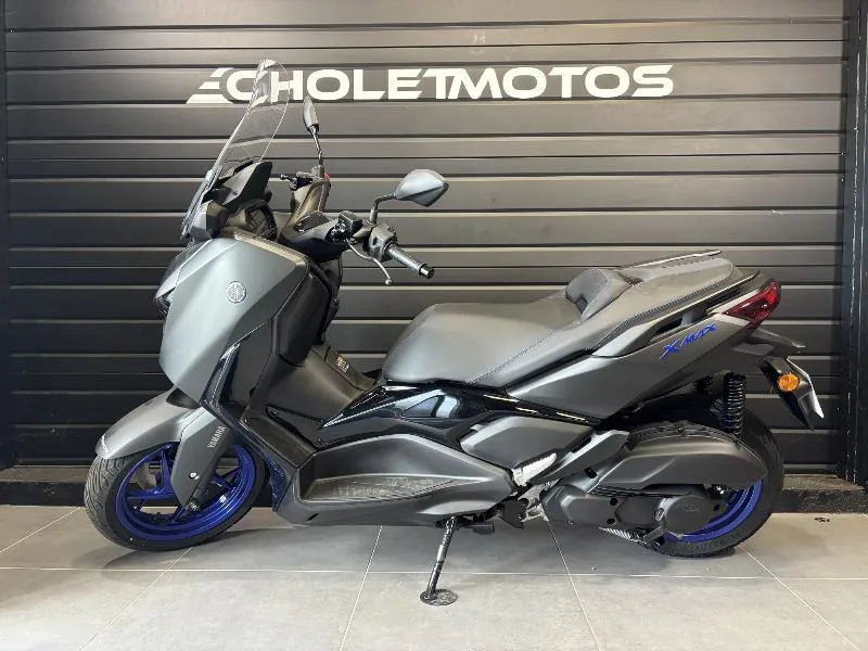 XMAX 125