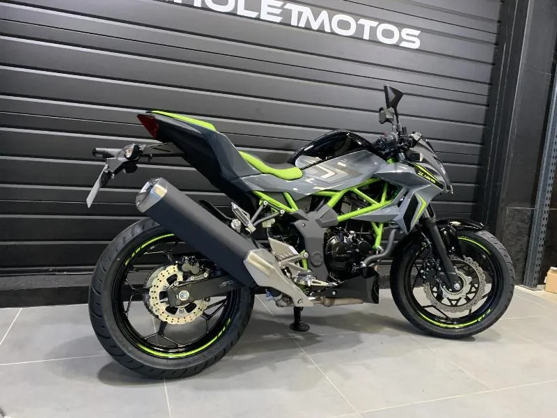 z 125