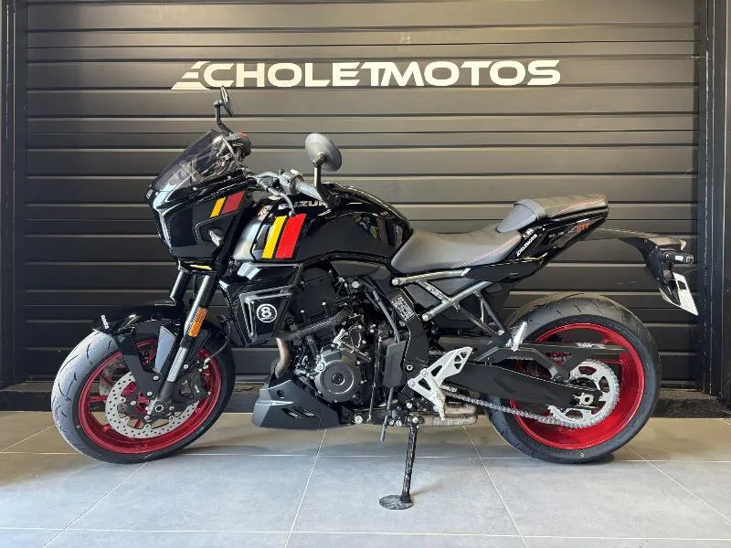 GSX8 TT