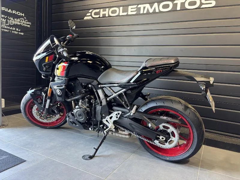 GSX8 TT