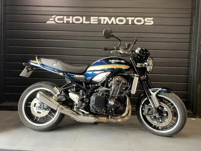 Z 900