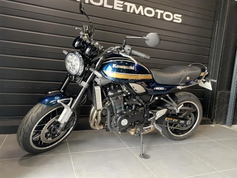 Z 900