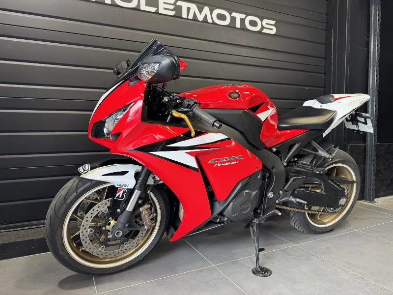 CBR 1000 RR FIREBLADE