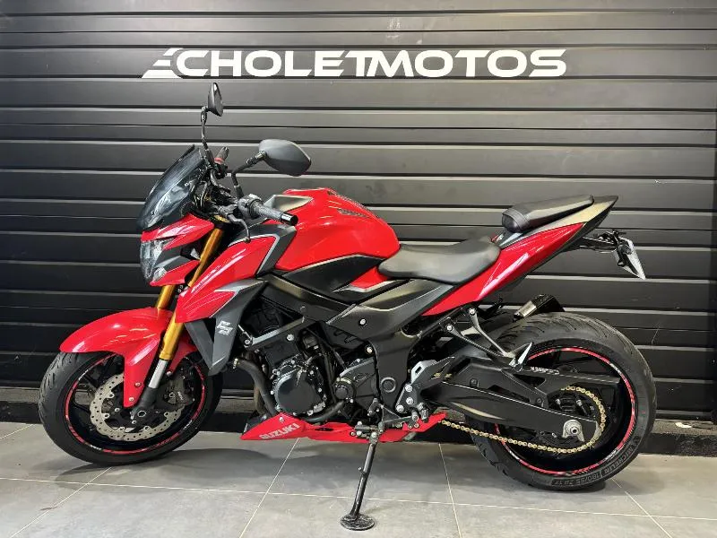 GSXS 750