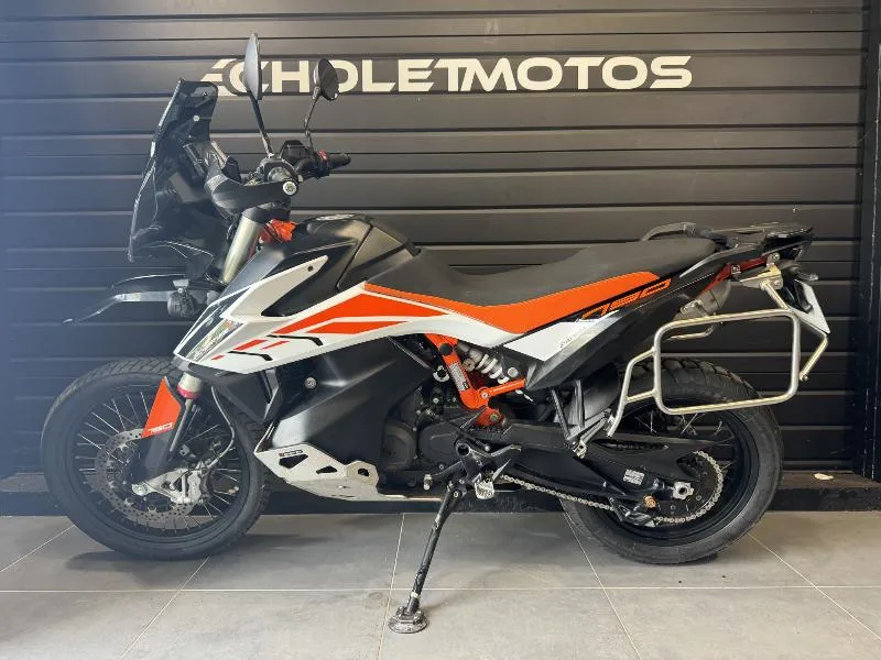 790 ADVENTURE R