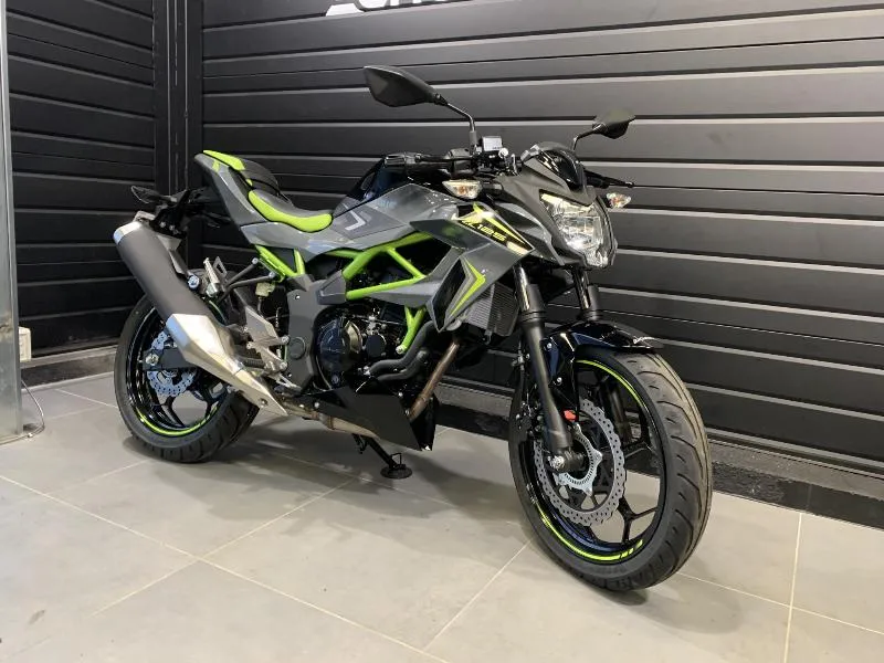 z 125