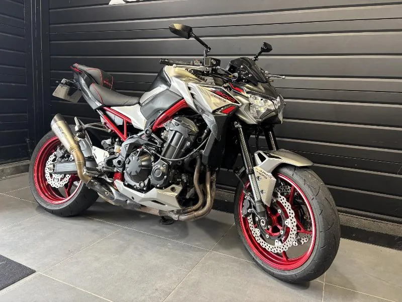 Z 900