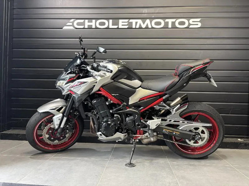 Z 900