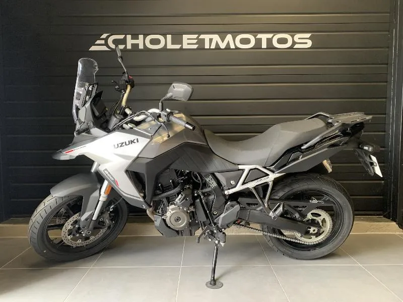 DL VSTROM 800DE