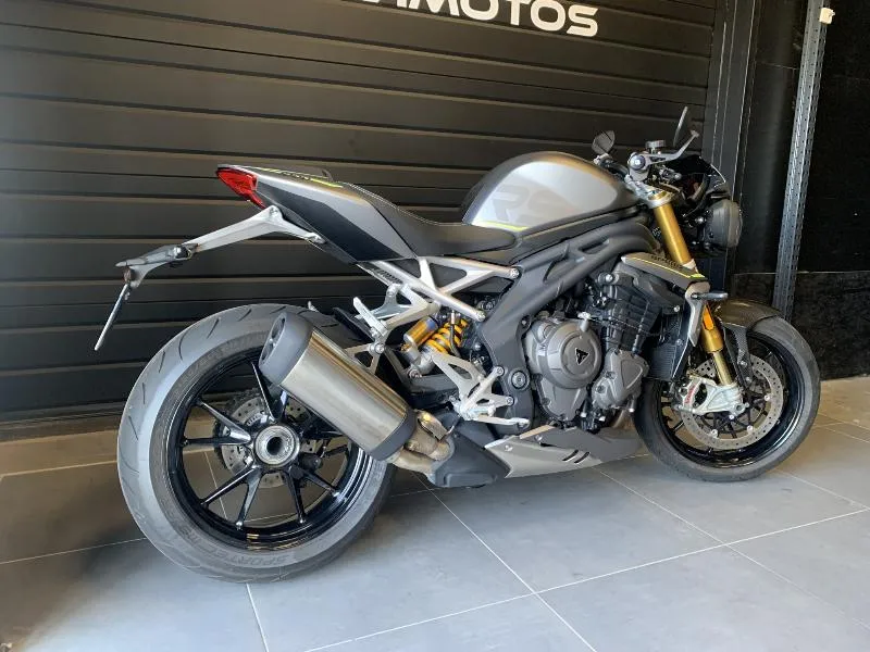 SPEED TRIPLE 1200 RS