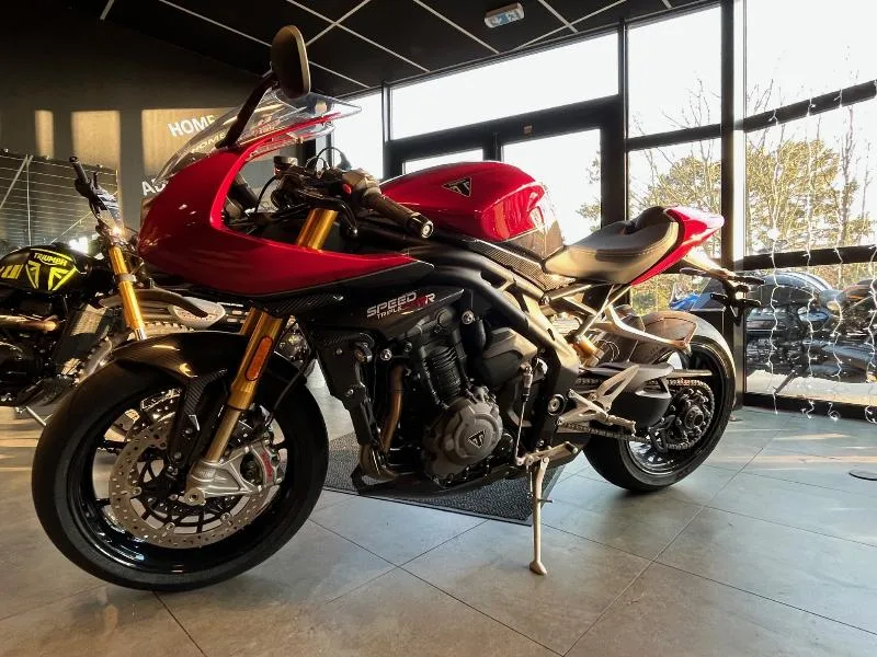 SPEED TRIPLE 1200 RR
