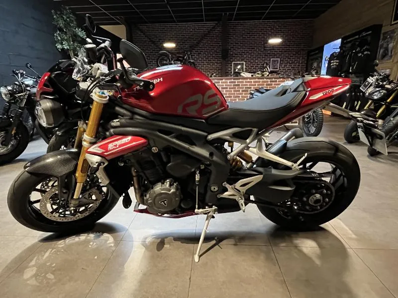 SPEED TRIPLE 1200 RS