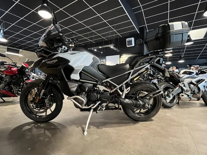 TIGER 1200 GT EXPLORER