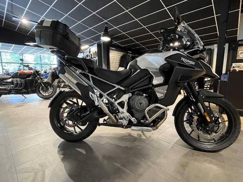 TIGER 1200 GT EXPLORER