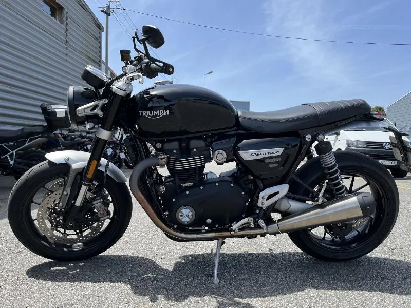 SPEED TWIN 1200