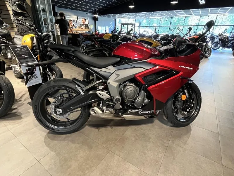 	DAYTONA 660