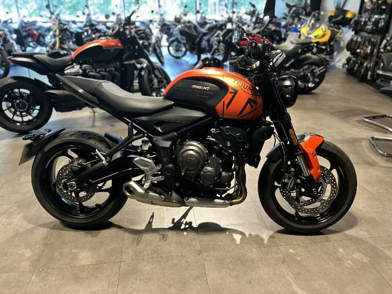TRIDENT 660