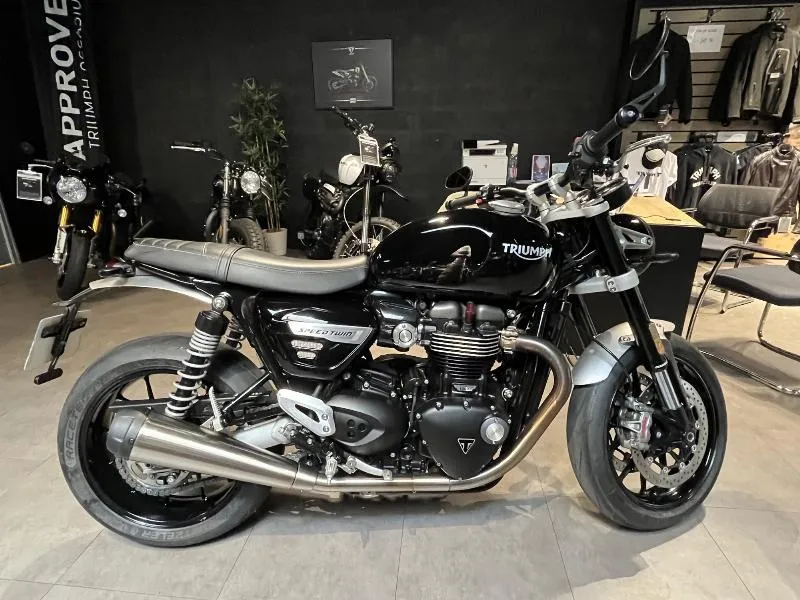 SPEED TWIN 1200