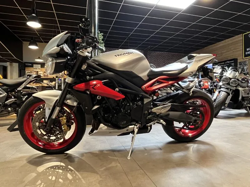 STREET TRIPLE 675 RX