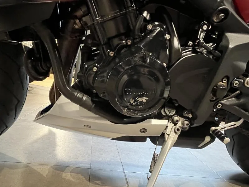 STREET TRIPLE 675 RX