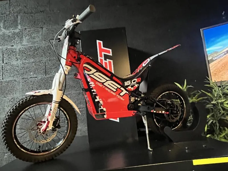 16.5 RACING