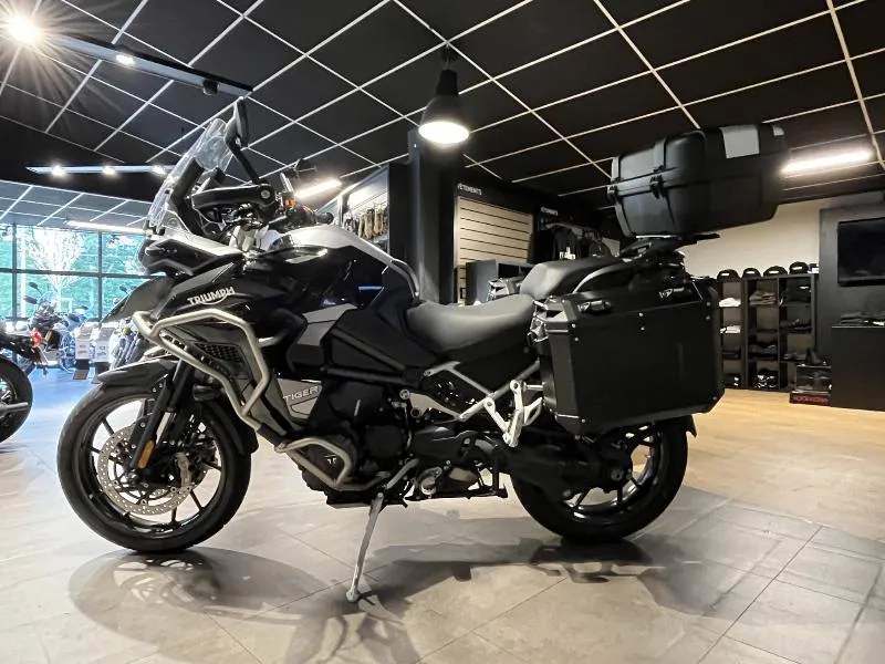 TIGER 1200 GT EXPLORER