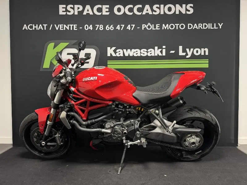 MONSTER 1200