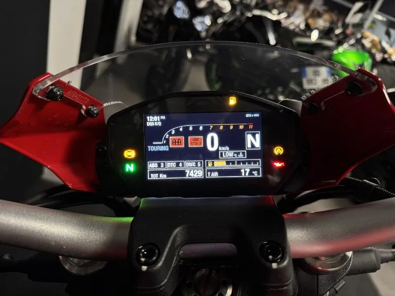 MONSTER 1200